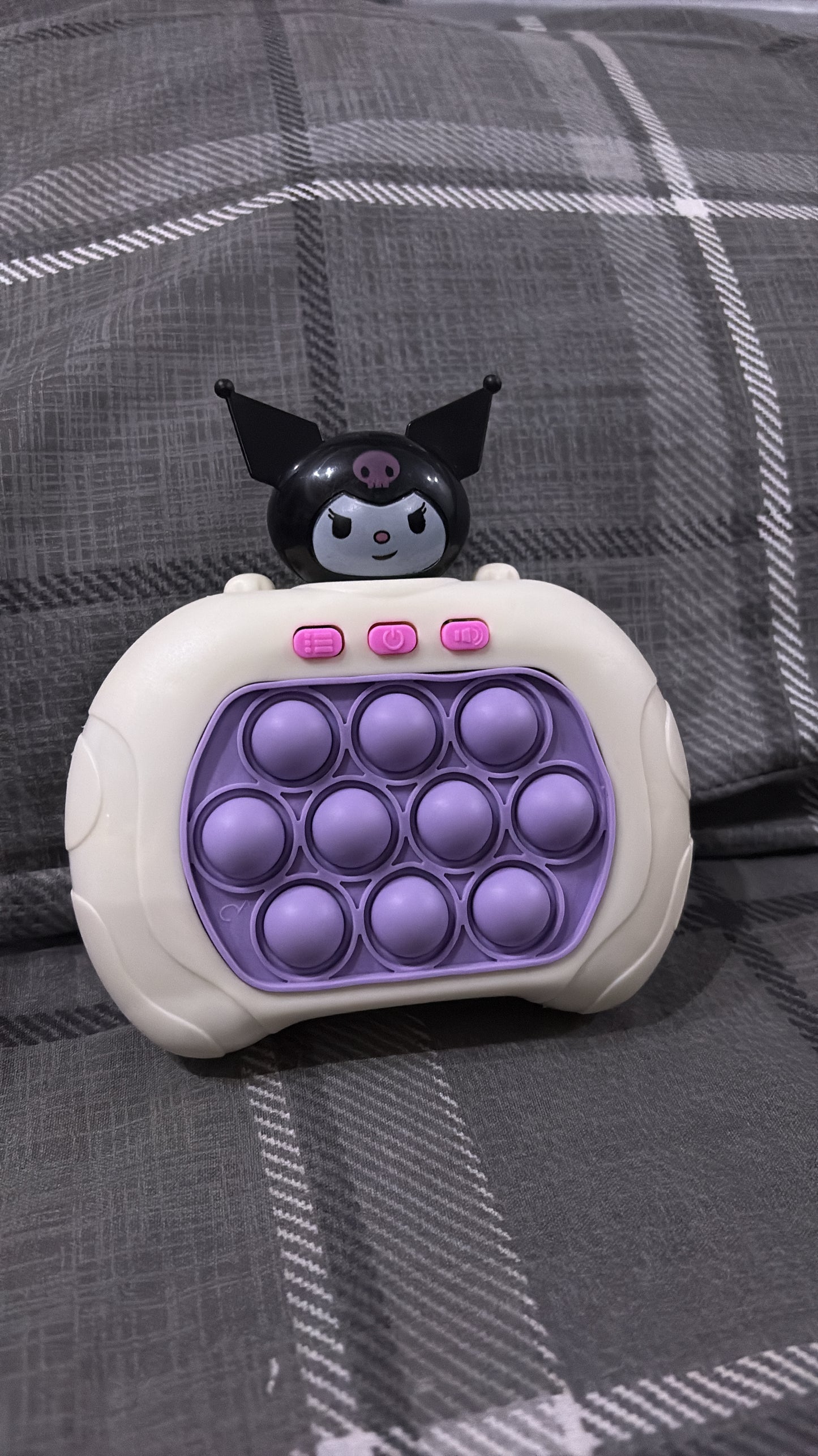 Kuromi Quick Pushpop Stress free game console