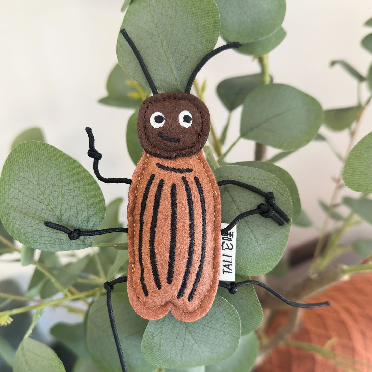 Ladybug Cat Molar Cockroach Toy - Cutier Store