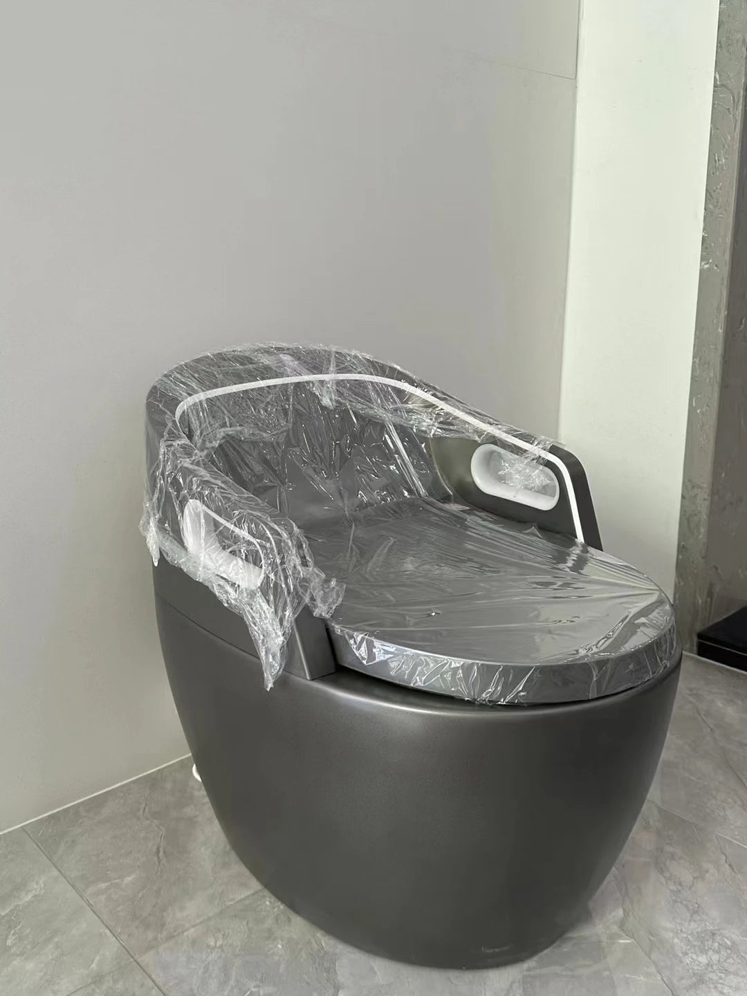 Smart Toilet – Fully Automatic, Heated Seat, Self-Cleaning | Safety for Elderly & Disabled