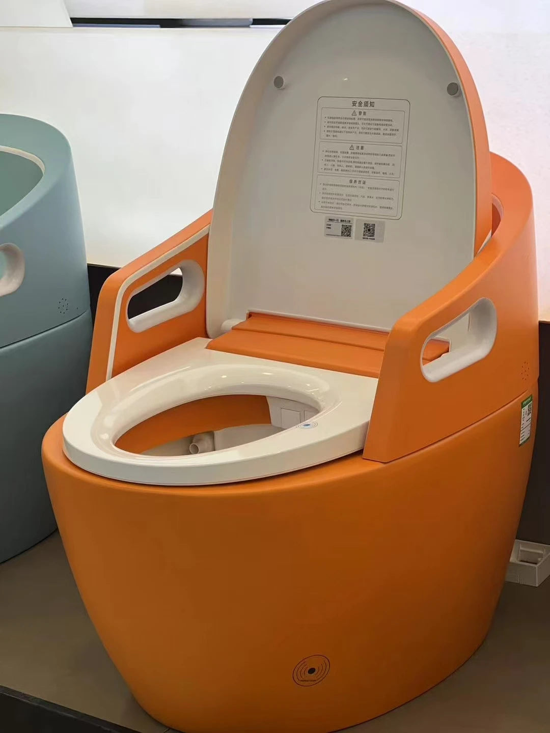 Smart Toilet – Fully Automatic, Heated Seat, Self-Cleaning | Safety for Elderly & Disabled