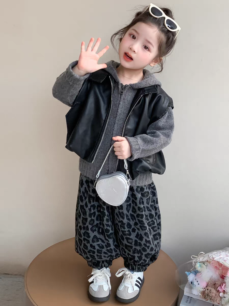 Girls 2026 Fall Winter 3-Piece Outfit Set | Warm Plush Fashion Clothes for Toddlers & Kids