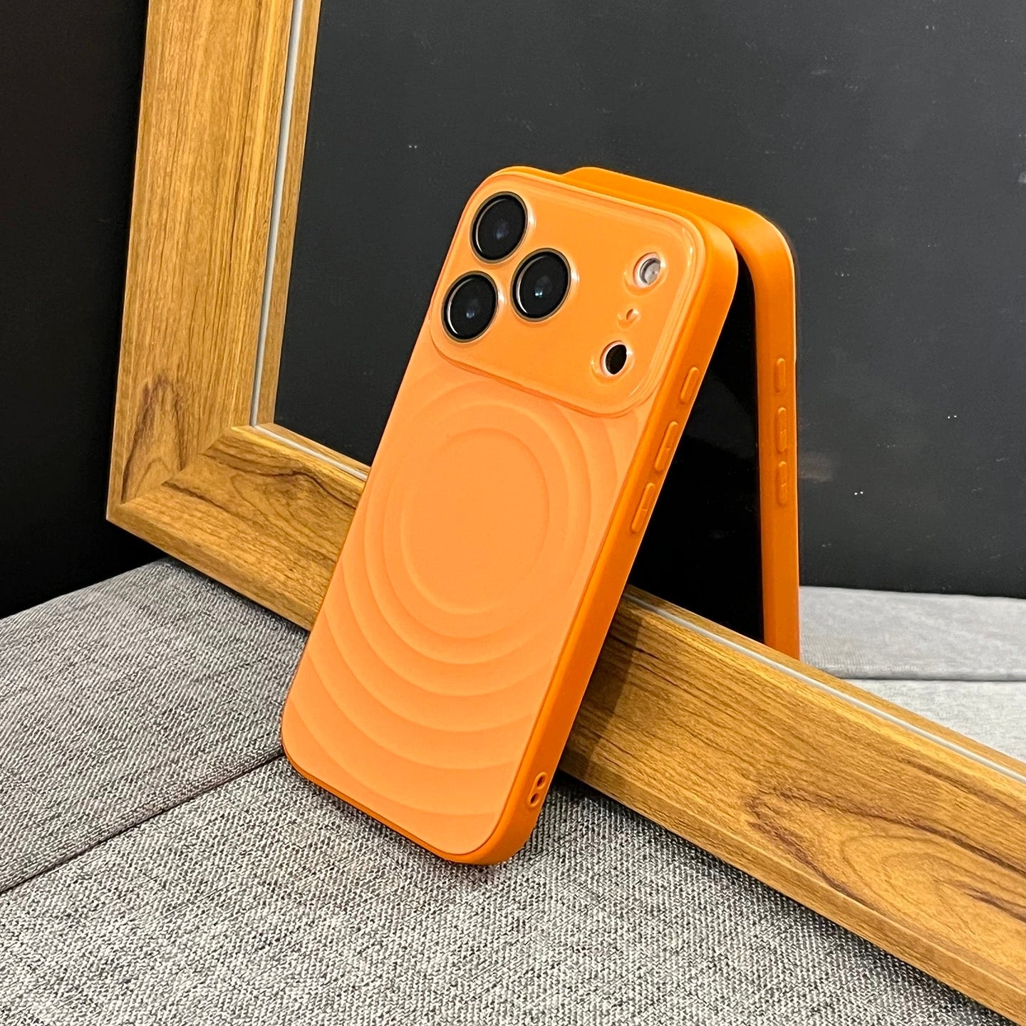 Wave Crystal MagSafe Case for iPhone