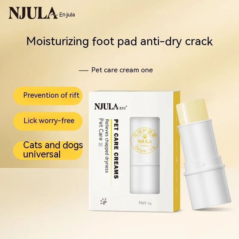 Pet paw cream for cats and dogs - nourishing, anti-drying foot and hand care.