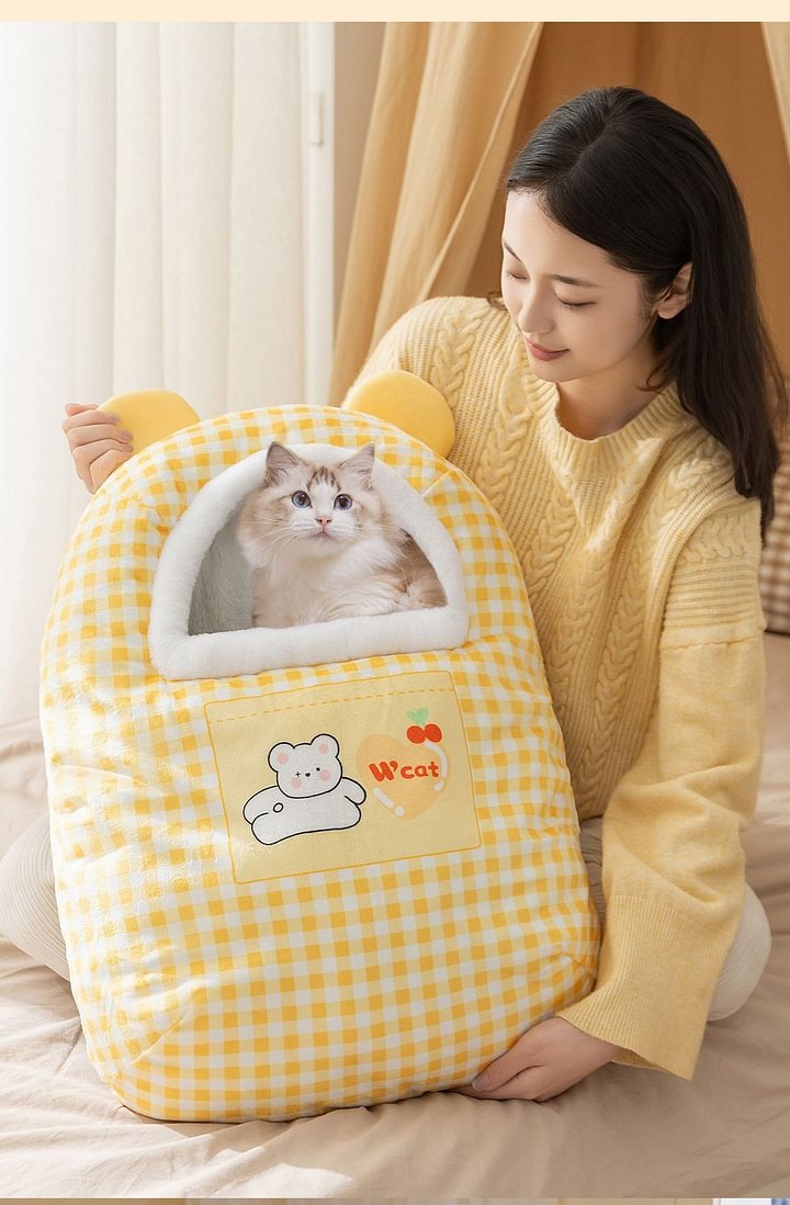 Cozy Winter Cat Sleeping Bag Bed | Plush Enclosed Nest for Indoor Cats
