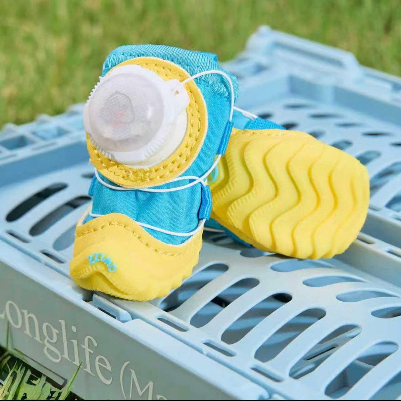 LED Light-Up Winter Dog Shoes - Visibility & Warmth (4 Pcs)