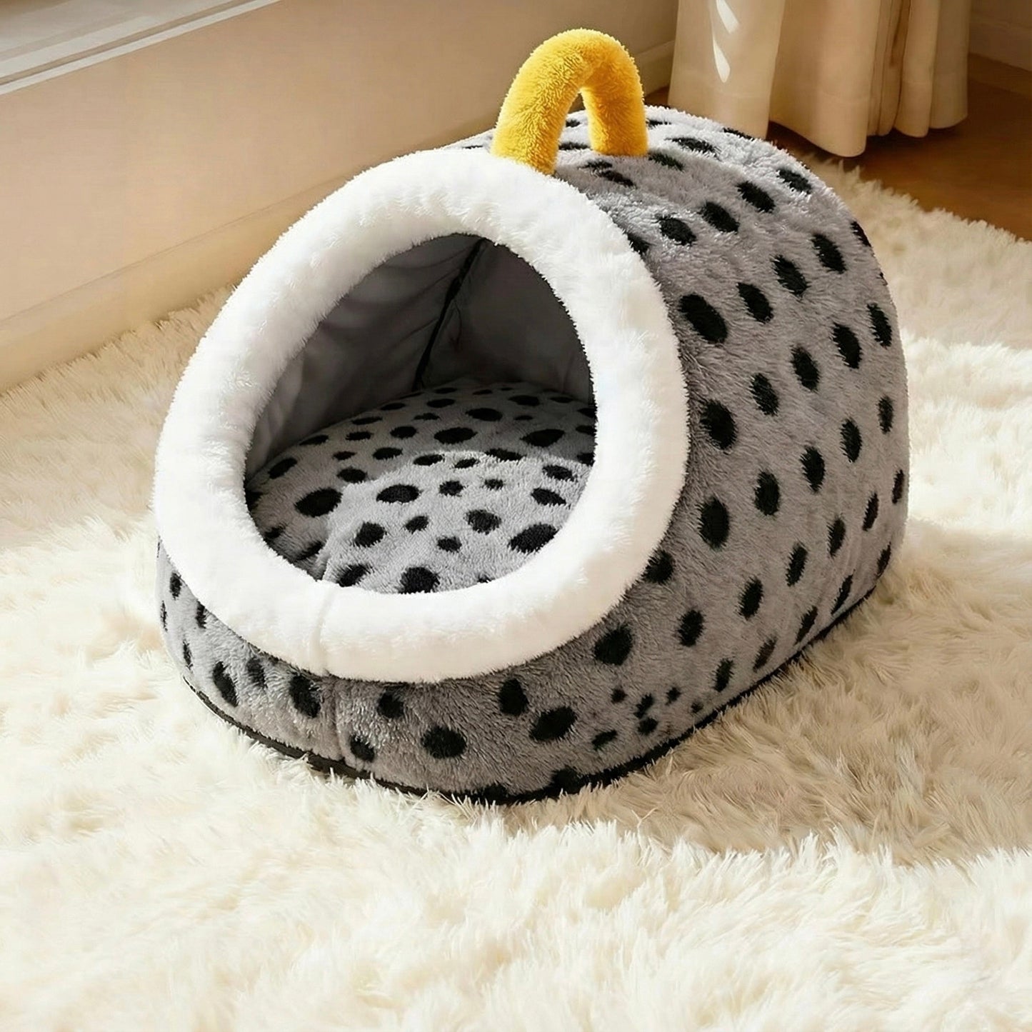 Insulated Winter Pet House - Warm Indoor/Outdoor Shelter