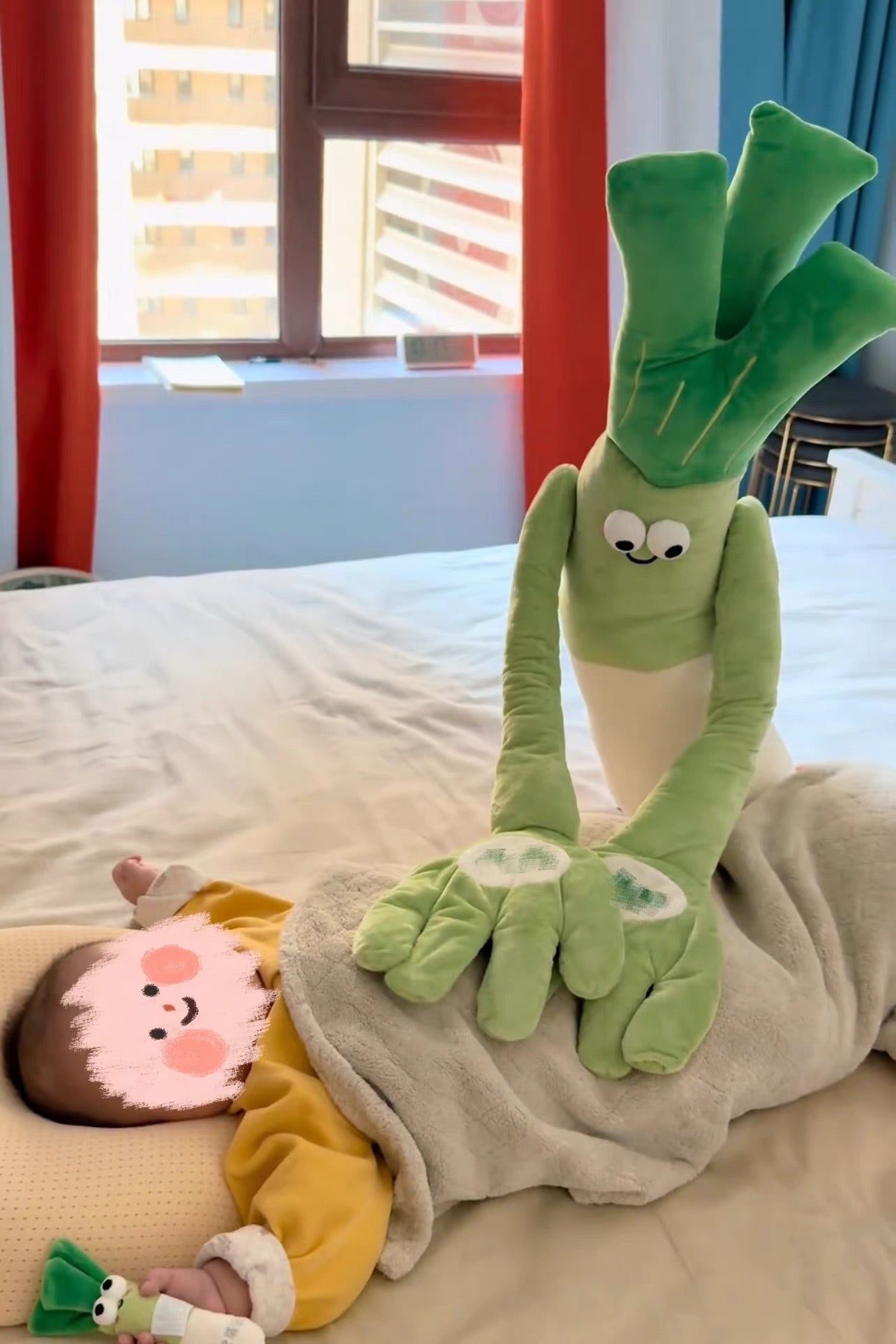 Smart hugging plush toy