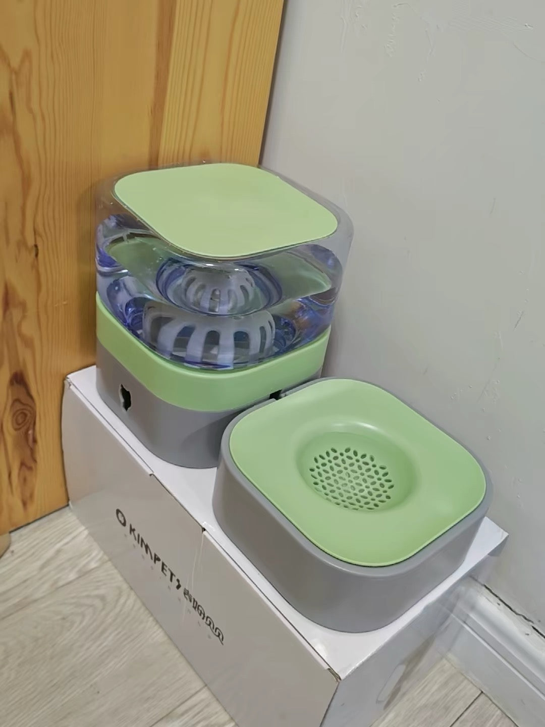 Automatic Gravity Pet Water Dispenser - Electricity-Free Cat & Dog Water Bowl, Splash-Proof Anti-Wet Mouth Design, Anti-Slip Base