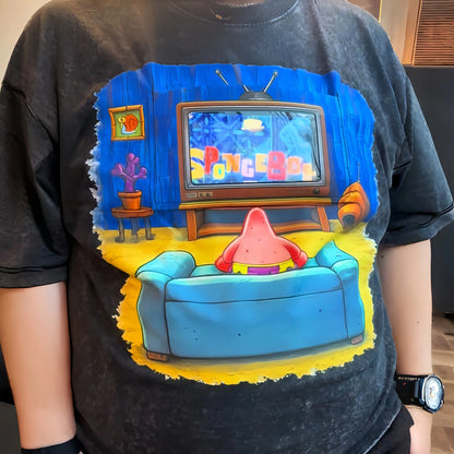 Unisex novelty graphic tee with moving TV pocket, relaxed fit – photo 4