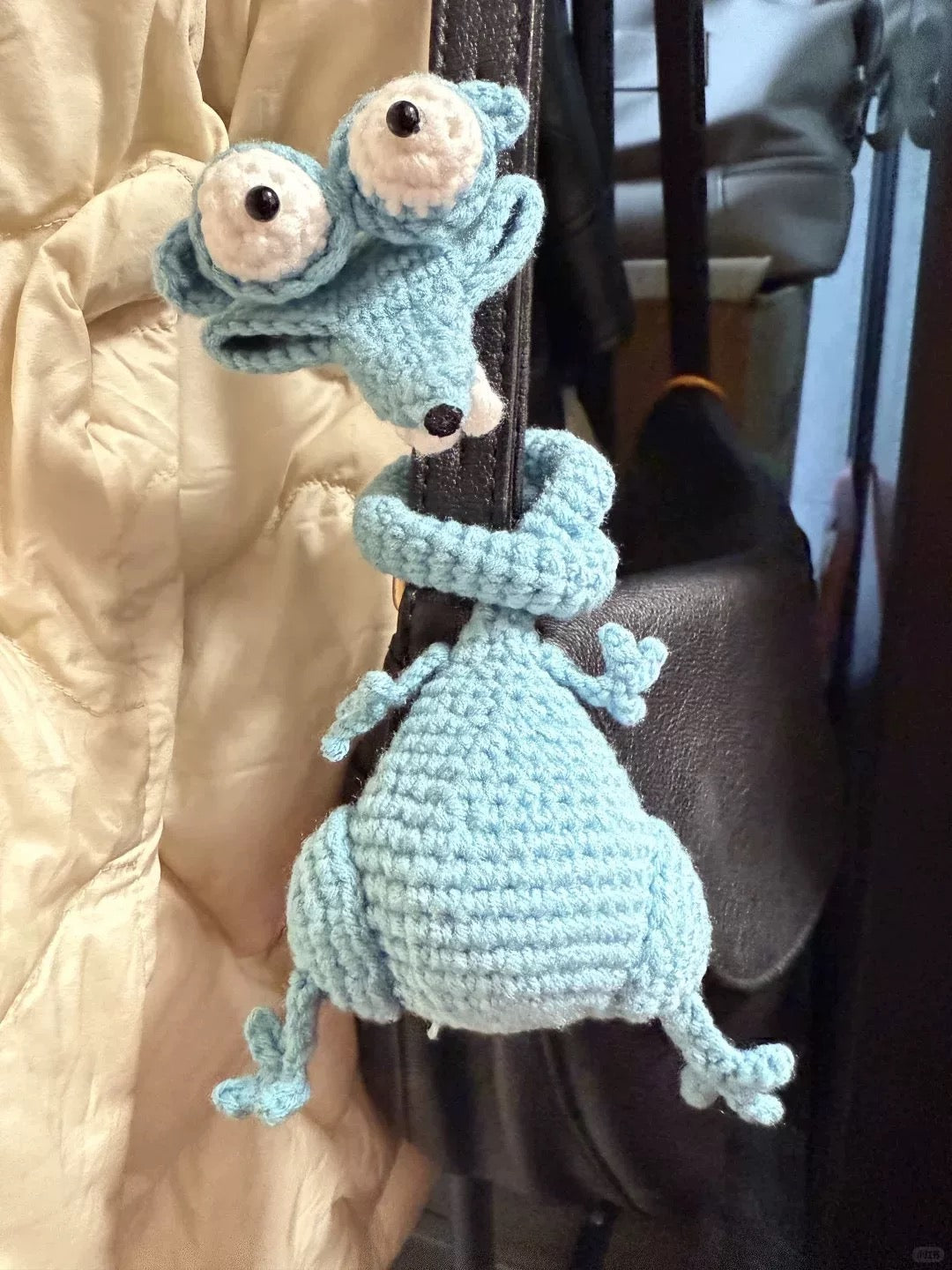 Long-necked Sloth Squirrel Pendant Crochet Yarn DIY Material Kit Crochet Gift