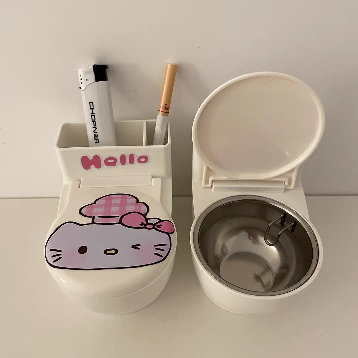 Wall-mounted toilet cat bowl