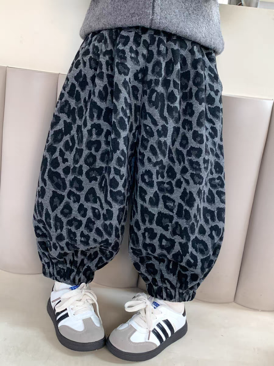 Girls 2026 Fall Winter 3-Piece Outfit Set | Warm Plush Fashion Clothes for Toddlers & Kids