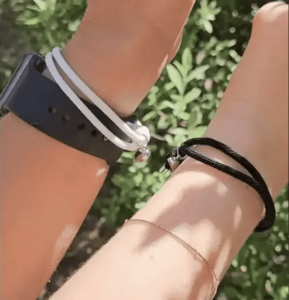 Cute Magnetic Heart Bracelet Set